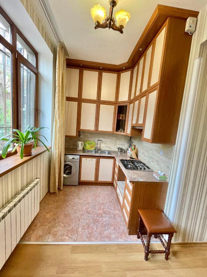 Apartment In The Center Of Yerevan Ngoại thất bức ảnh