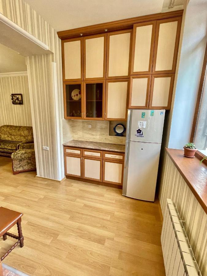 Apartment In The Center Of Yerevan Ngoại thất bức ảnh